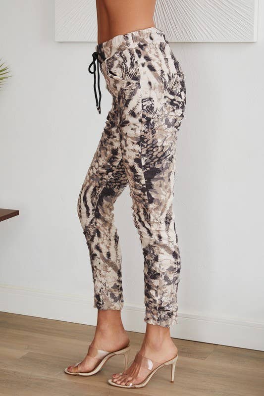 Tiger Crinkle Jogger